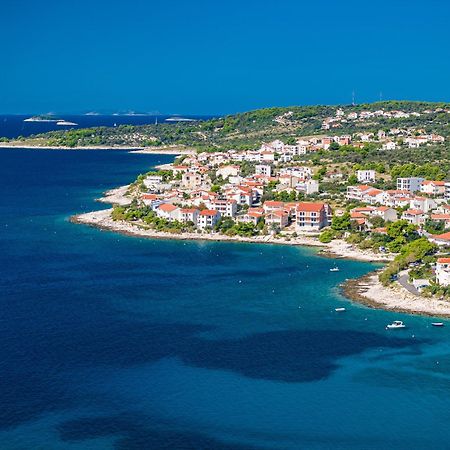 Apartments Boomerang Rogoznica  Bagian luar foto