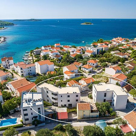 Apartments Boomerang Rogoznica  Bagian luar foto