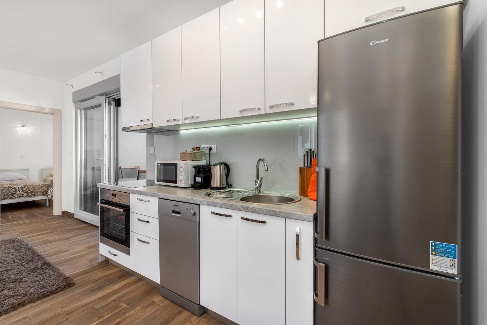 Apartments Boomerang Rogoznica  Ruang foto